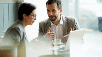 6 Ways LCD Video Mailers Can Enhance Business Communication