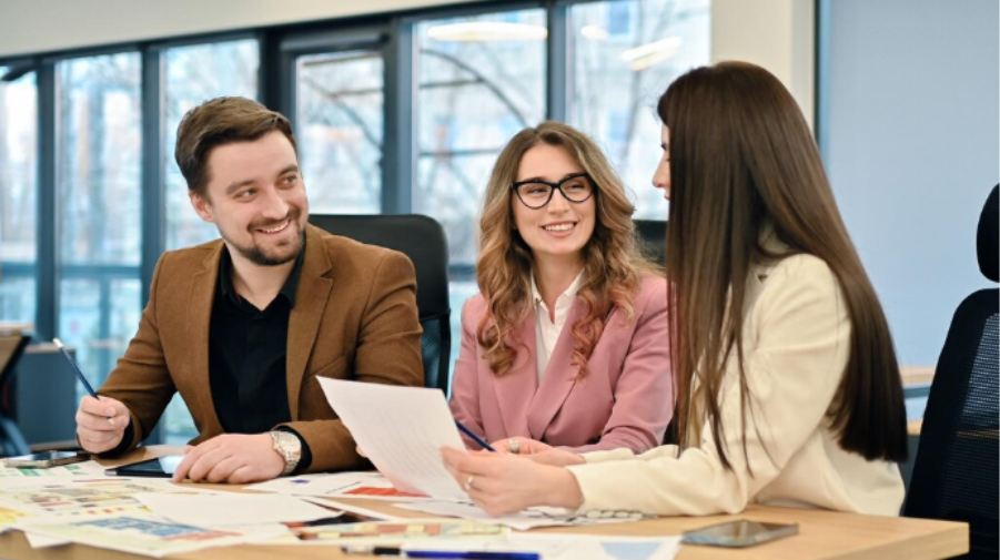 Why Strong Commercial Contracts Are Essential for Business Success? 