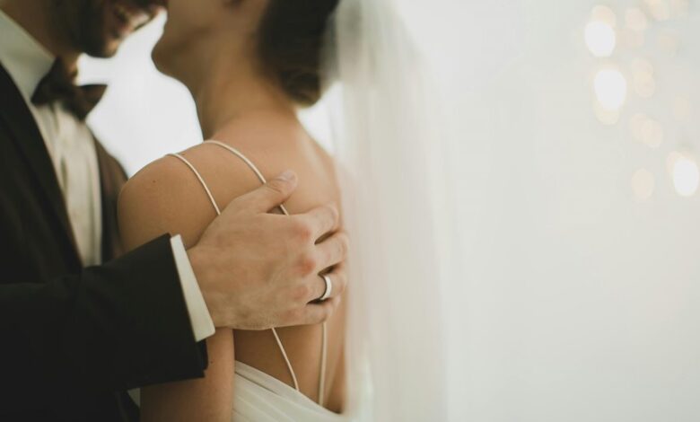 lisa eckhart s marital status